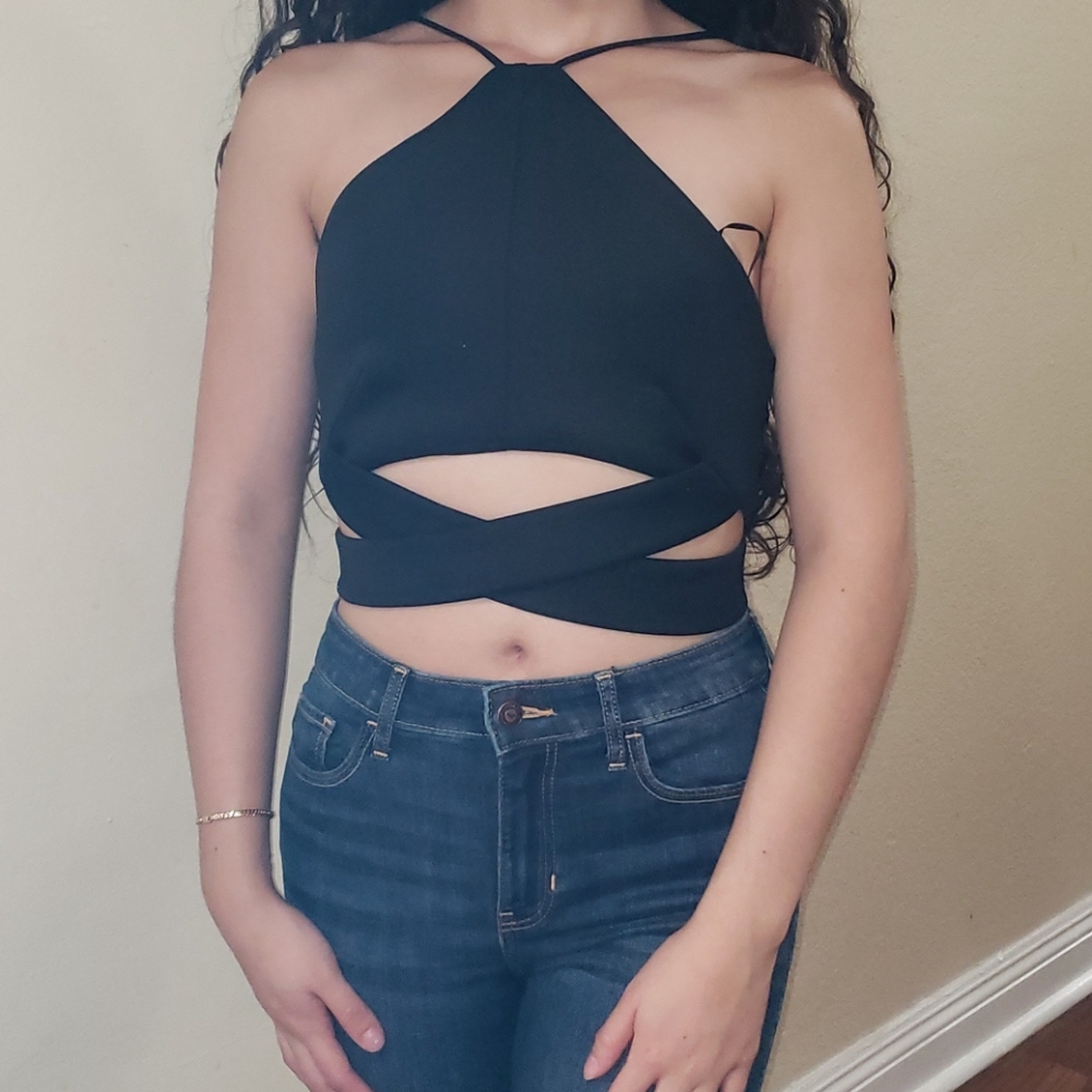 New Sexy crop top size XS